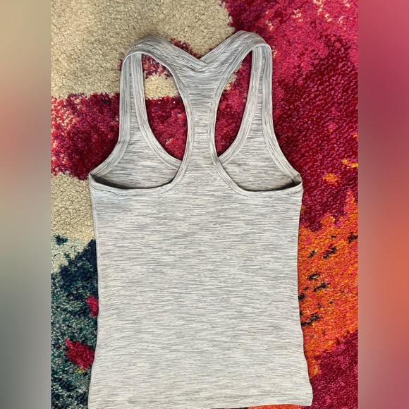 Lululemon tank top - Size 4 - Picture 5 of 7